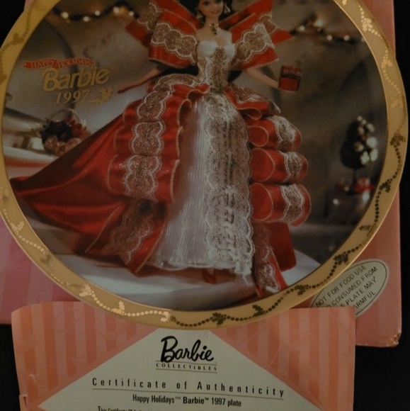 Dolls - Picture 6 of 7